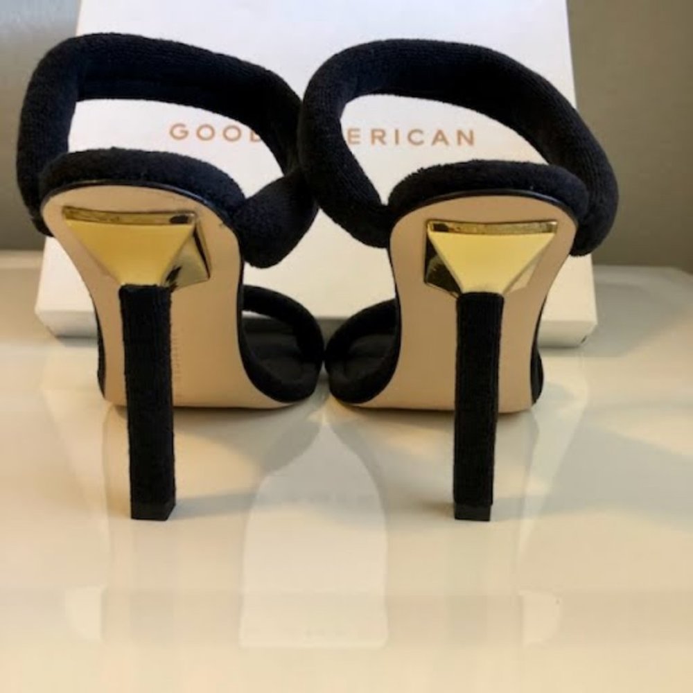 NWT GOOD AMERICAN Black & Gold Metallic Stiletto Heeled Sandal 8 MSRP $200 - Picture 3 of 8